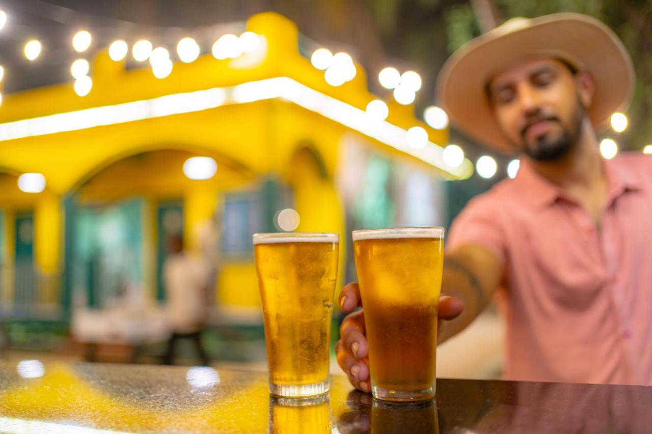 Whoopers Hostel Anjuna, Goa Eksteriør billede