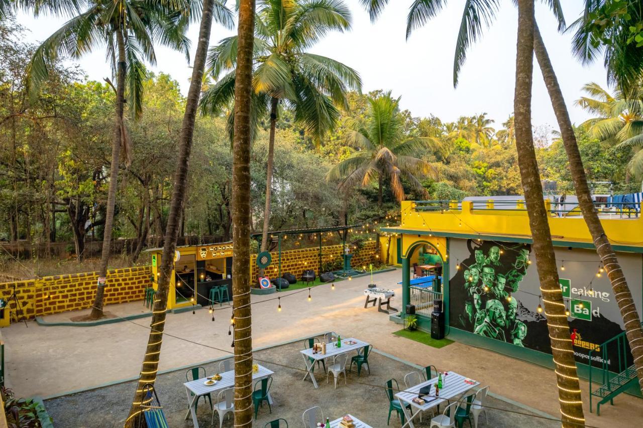 Whoopers Hostel Anjuna, Goa Eksteriør billede